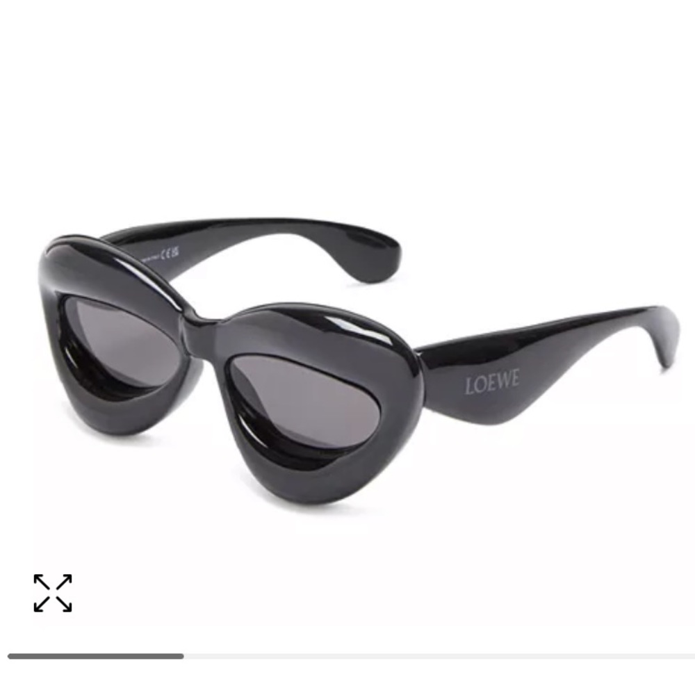 Loewe
Fashion Show Inflate Cat Eye Sunglasses